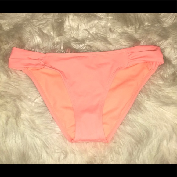 Brand new bikini bottom - Picture 1 of 1